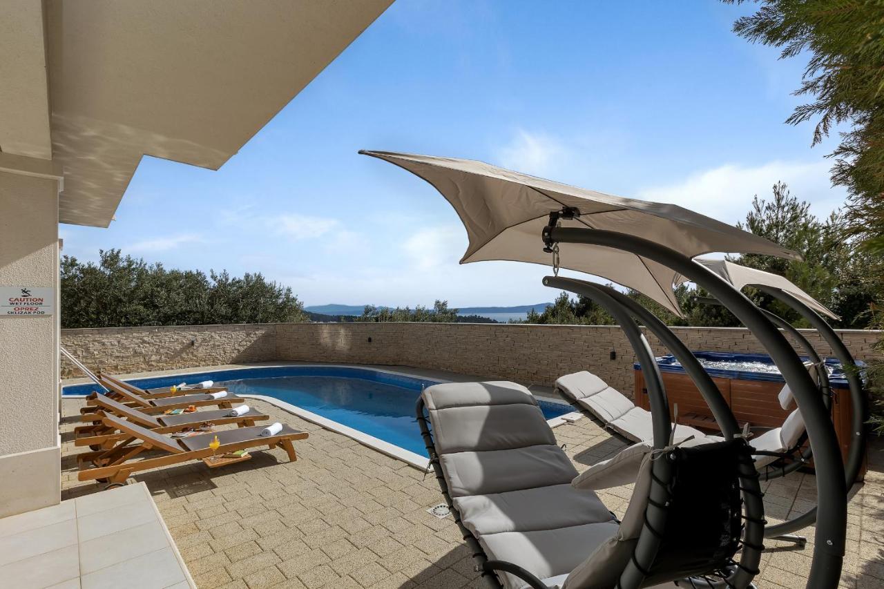 Apartments Lujnovic Makarska Extérieur photo