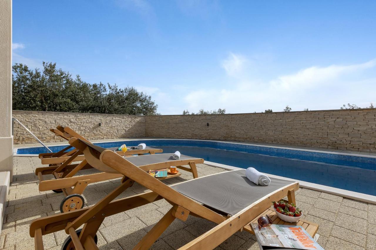 Apartments Lujnovic Makarska Extérieur photo