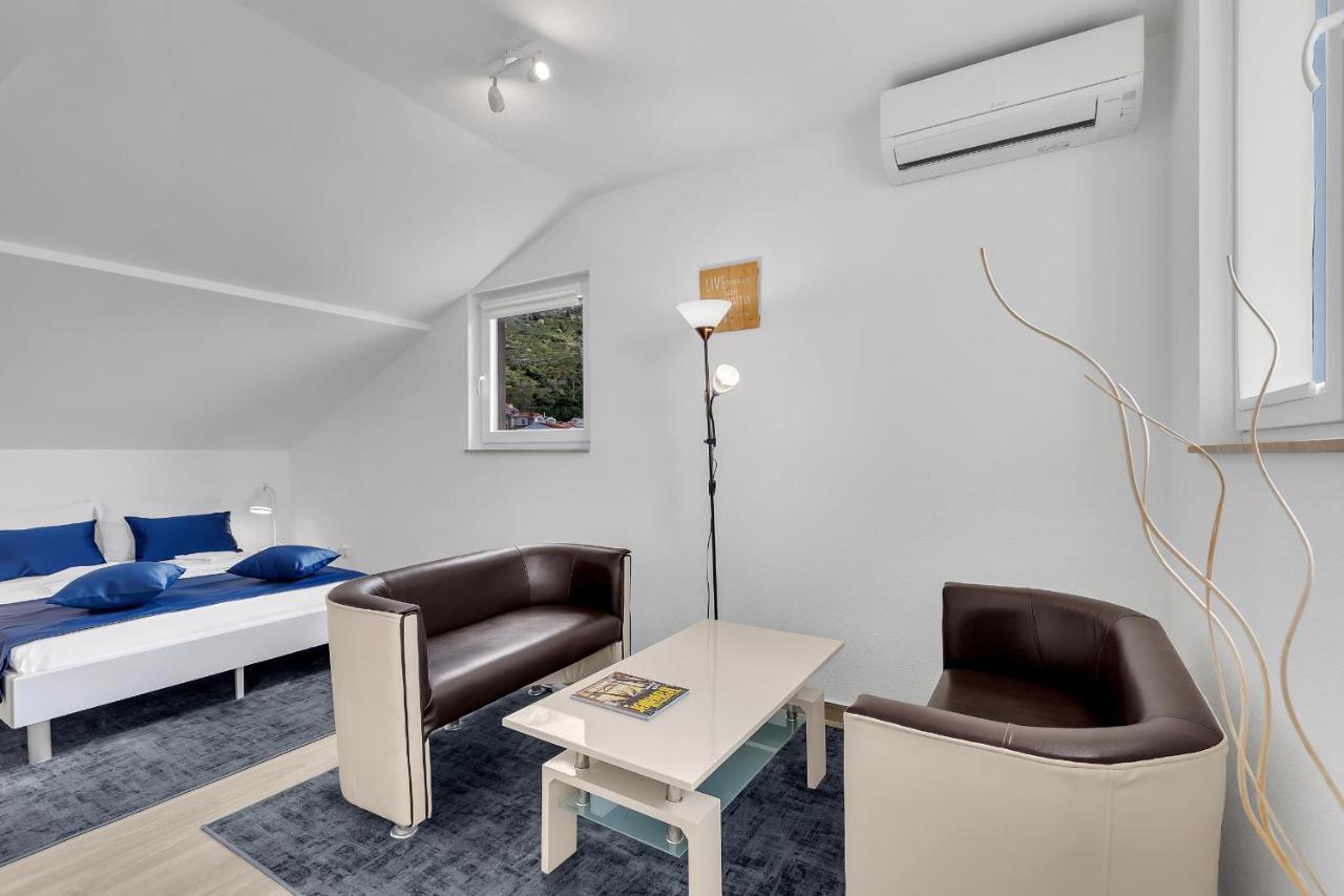 Apartments Lujnovic Makarska Extérieur photo