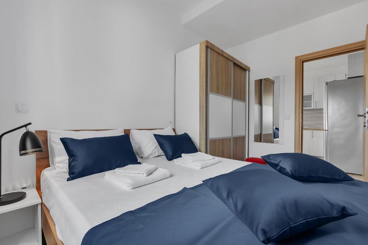 Apartments Lujnovic Makarska Extérieur photo