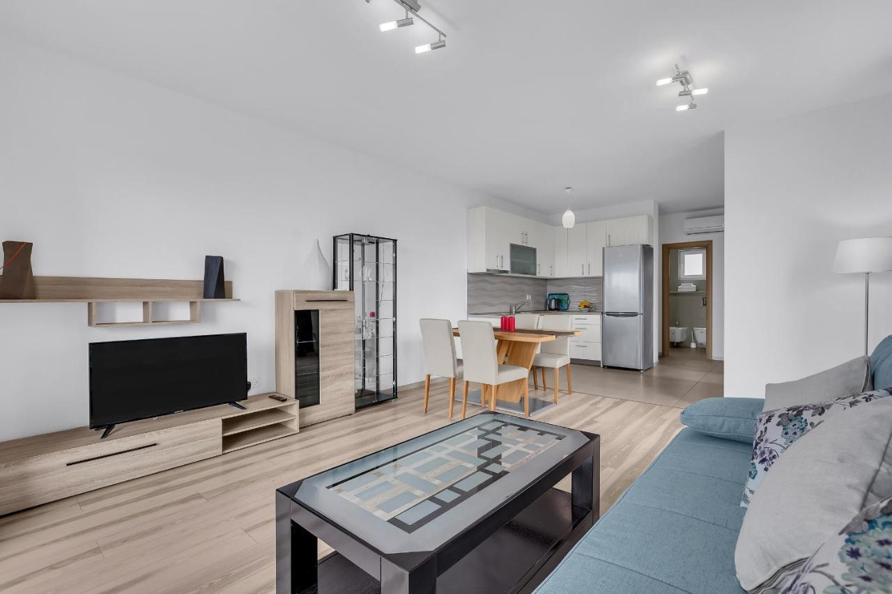 Apartments Lujnovic Makarska Extérieur photo